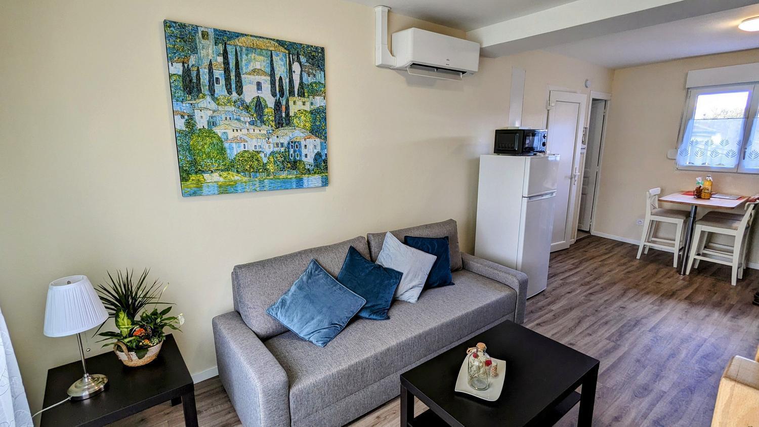 Les Loges De Vero Duplex , Appartement Neuf Classe 3 Etoiles - Garage Velo Et Moto - Parking Prive - 1 Chambre Et Un Canape Convertible - Gere Par Prestazen'Services Thierville-sur-Meuse Exterior photo